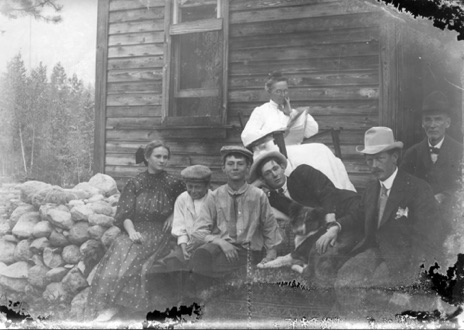 Print from large post card negative.  GWI Jones and Family. Same location as previous picture. L to R: Raye, Robert, George, Pha, LaDora, CV and GWI.